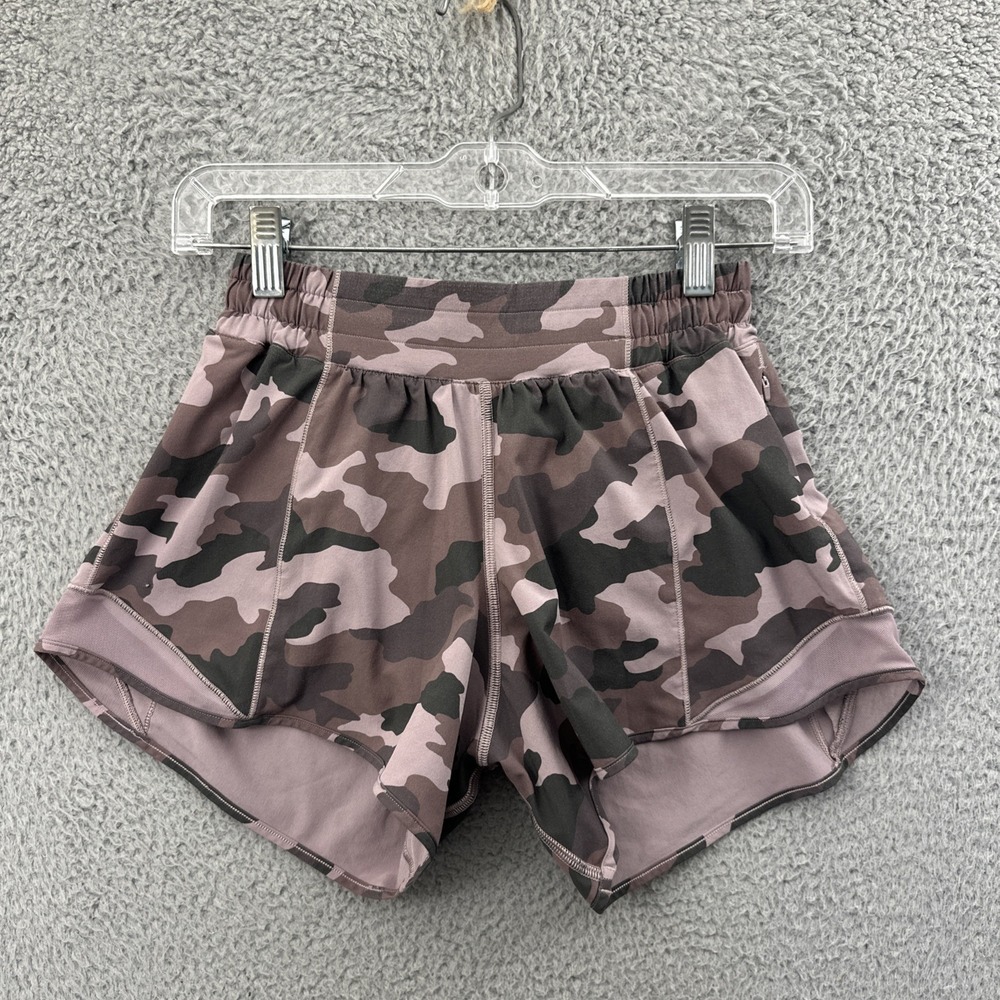 Lululemon Hotty Hot Low Rise Shorts 4" Heritage 365 Camo Misty Mauve‎ Women 4